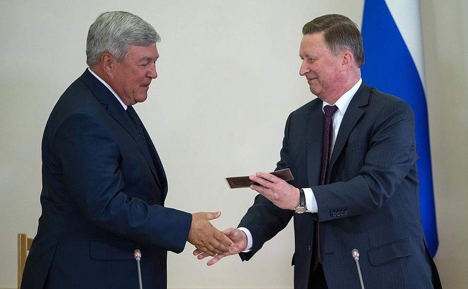 Chief of Staff of the Presidential Executive Office Sergei Ivanov presented Nikolai Rogozhkin with his official confirmation as the new Presidential Plenipotentiary Envoy to the Siberian Federal District.