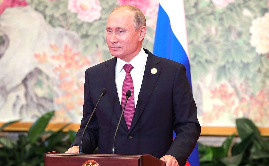 По завершении работы саммита ШОС Владимир Путин ответил на вопросы российских журналистов.