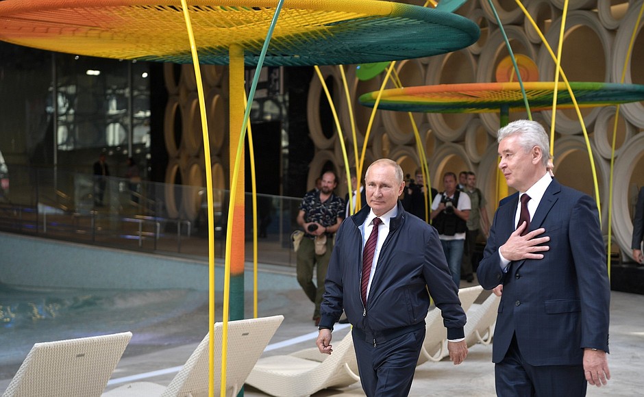 During a visit to Water Sports Palace at Luzhniki Olympic Complex. With Moscow Mayor Sergei Sobyanin.