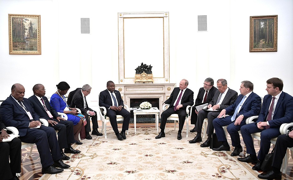 Российско-мозамбикские переговоры.
