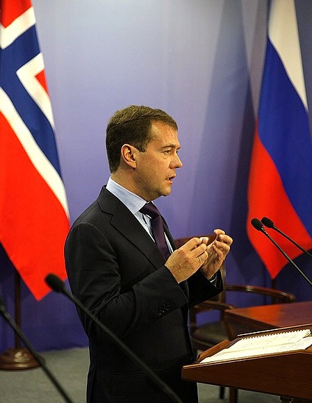 News conference following Russian-Norwegian talks.