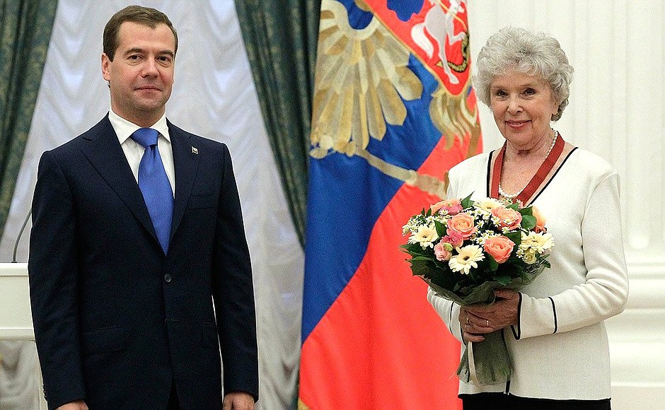 Presenting state decorations. Vera Vasilyeva, actress of the Moscow Academic Satire Theatre, was awarded the Order for Services to the Fatherland, III degree.