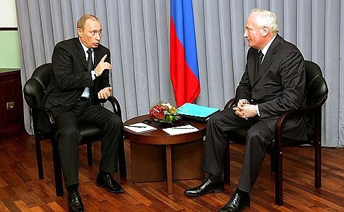 Рабочая встреча с губернатором Томской области Виктором Крессом.