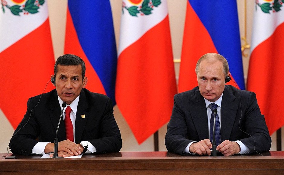 Press statement following talks. With President of Peru Ollanta Humala.