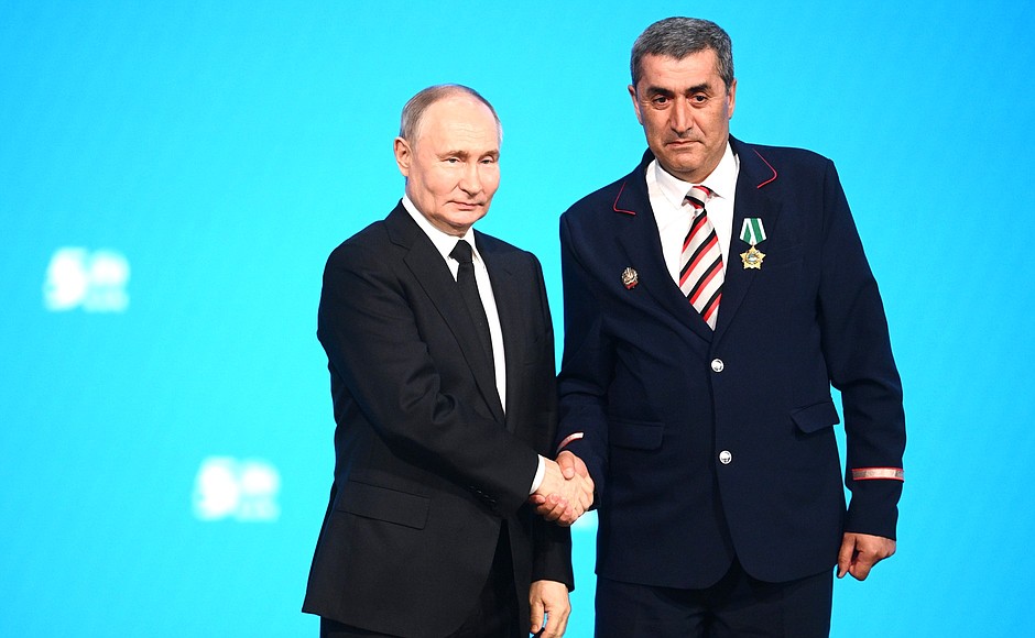 At the gala event celebrating 50 years since the start of the Baikal-Amur Railway construction. The Order of Friendship is awarded to Abdul Ashur ogly Mirzoyev, a foreman in charge of maintenance and repair of tracks and engineering structures at the February railway division of the Russian Railways branch.
