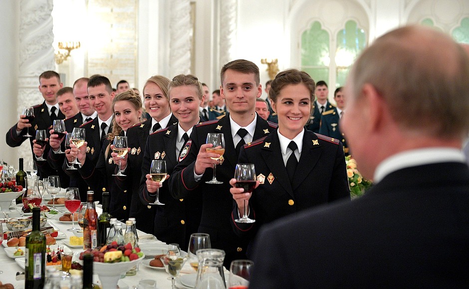 Reception in honour of graduates of military academies.