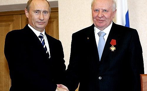 Губернатор Орловской области Егор Строев награжден орденом «За заслуги перед Отечеством» IV степени.