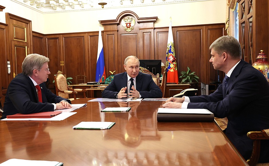 Meeting with Minister of Transport Vitaly Savelyev (left) and Russian Railways CEO Oleg Belozerov.