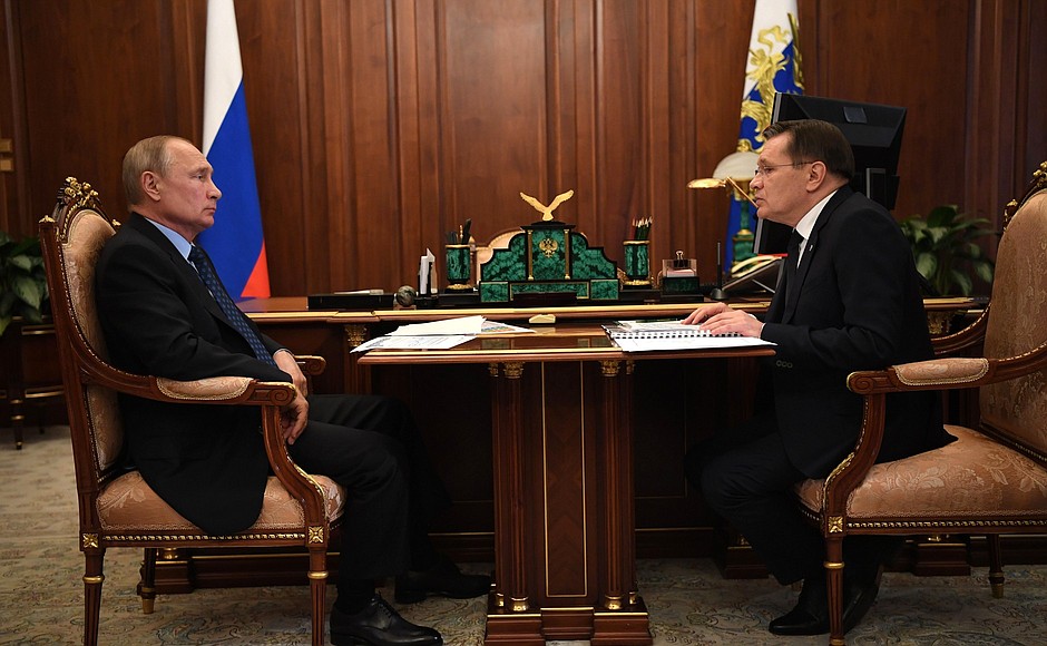 С генеральным директором Государственной корпорации по атомной энергии «Росатом» Алексеем Лихачёвым.