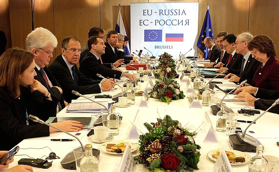 Рабочее заседание участников встречи на высшем уровне Россия – Европейский союз.