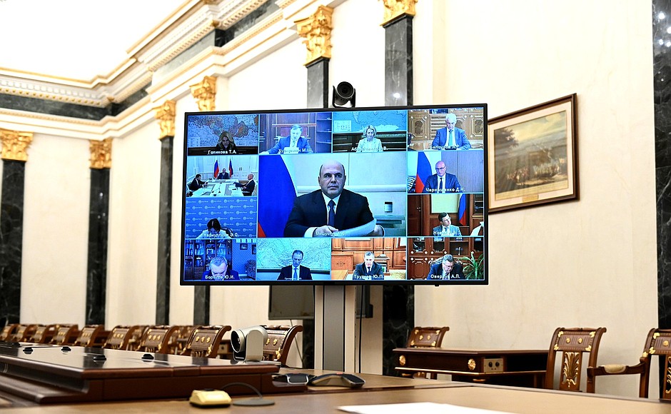 Before the meeting of the Council for Strategic Development and National Projects (via videoconference).
