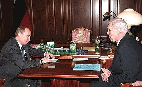 Рабочая встреча с полномочным представителем Президента Леонидом Драчевским.