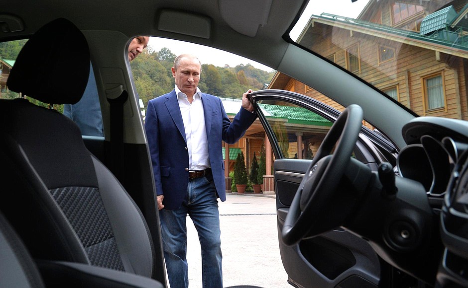 Vladimir Putin tested AvtoVAZ’s new car, the Lada Vesta.