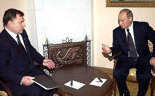 Рабочая встреча с губернатором Костромской области Виктором Шершуновым.
