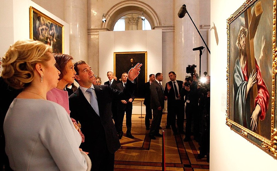 Svetlana Medvedeva, Queen Sophia of Spain, Dmitry Medvedev at the State Hermitage.