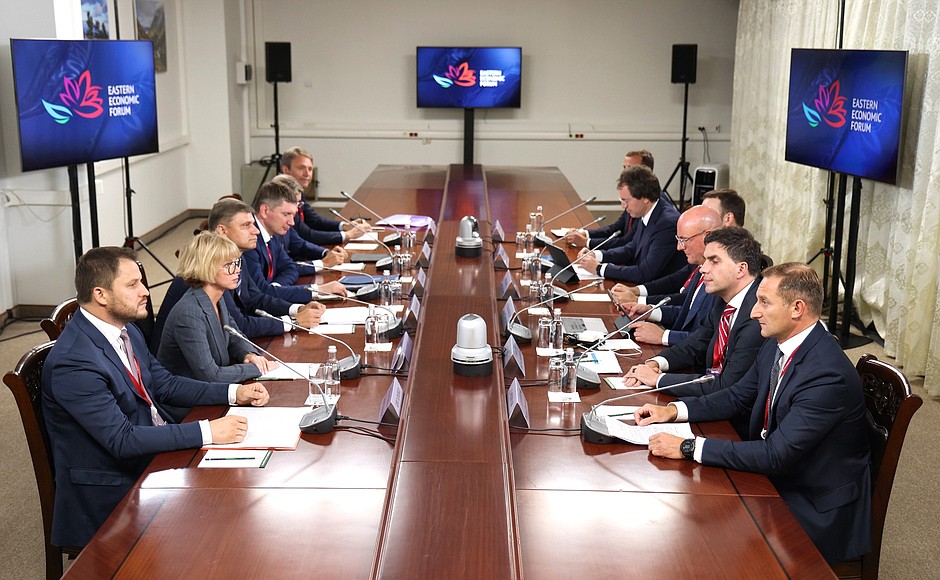 Meeting with Eastern Economic Forum moderators • President of Russia