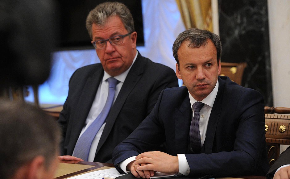 At the meeting with Government members. Deputy Prime Minister and Government Chief of Staff Sergei Prikhodko, left, and Deputy Prime Minister Arkady Dvorkovich.