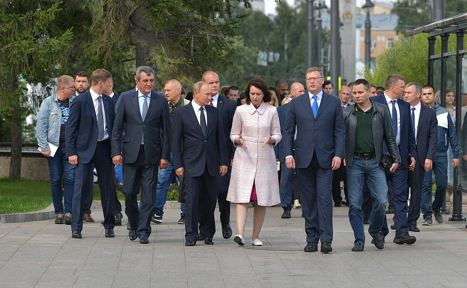Vladimir Putin visited Lenin Street which has been reconstructed and spoke to local residents.