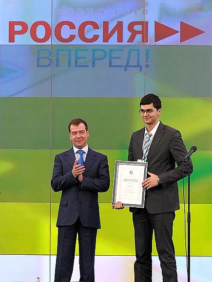Vladimir Zvorykin National Prize for Innovations is presented to Vladislav Mileiko, the winner in Innovation Project nomination.