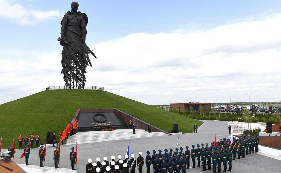 Vladimir Putin speaks at the ceremony to unveil the Rzhev Memorial to the Soviet Soldier.