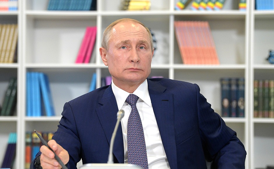 Под председательством Владимира Путина состоялось заседание попечительского совета образовательного фонда «Талант и успех».