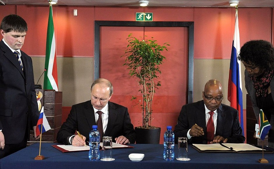 Vladimir Putin and Jacob Zuma signed a Joint Declaration on full-fledged strategic partnership between Russia and South Africa.