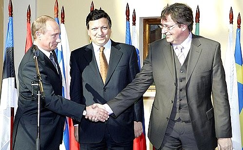 At a reception dedicated to Europe Day. To the right, Chairman of the European Commission Jose Manuel Barroso and Head of Delegation of the European Commission office in Russia Marc Franco.