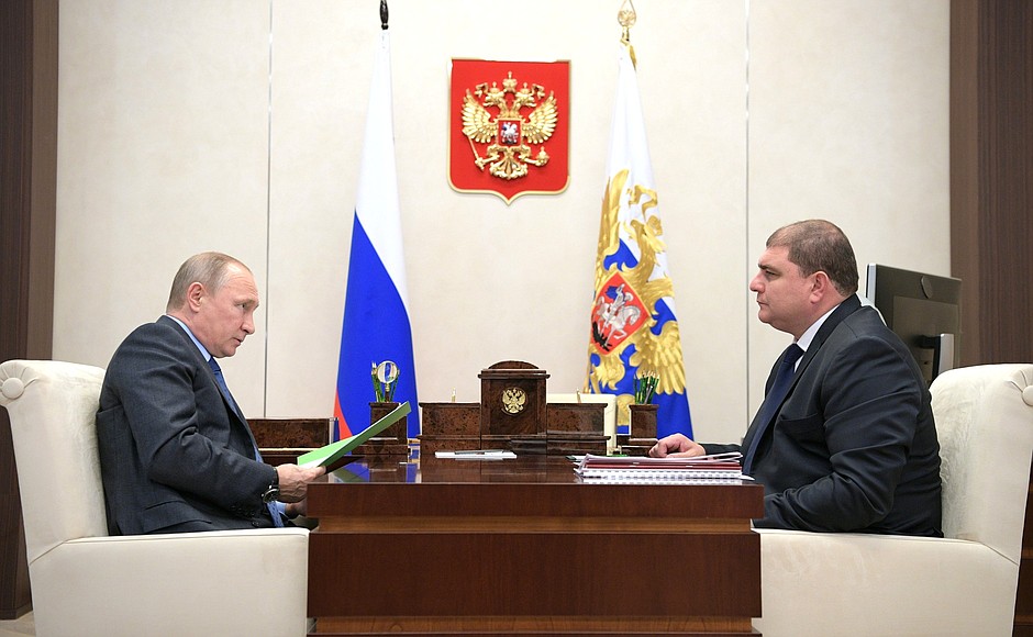 Рабочая встреча с губернатором Орловской области Вадимом Потомским.