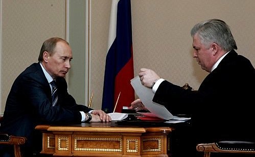 С Президентом – Председателем Правительства Республики Бурятия Вячеславом Наговицыным.