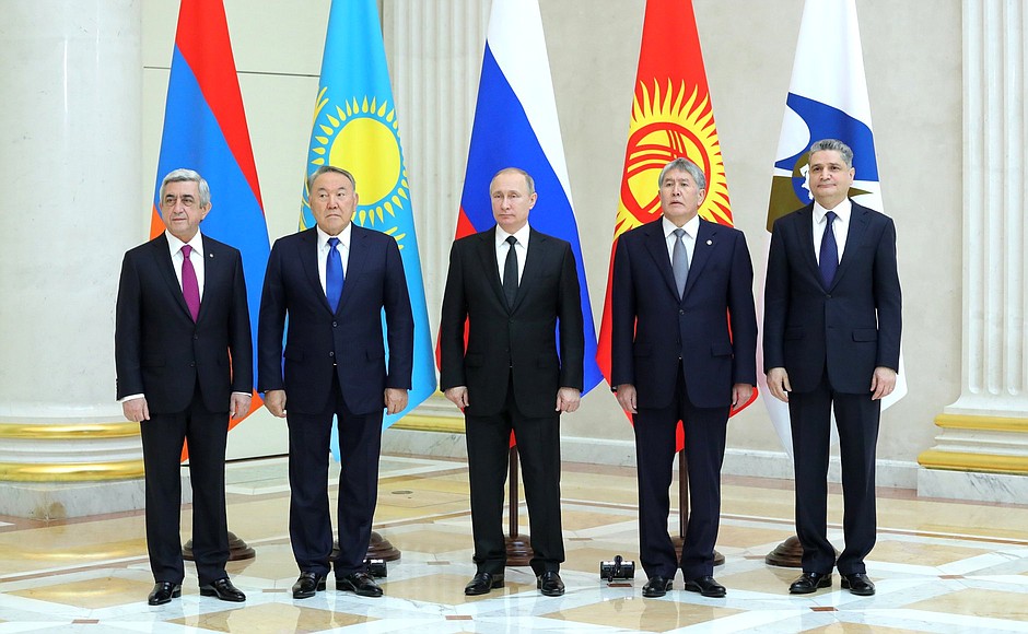Participants in the meeting of the Supreme Eurasian Economic Council.