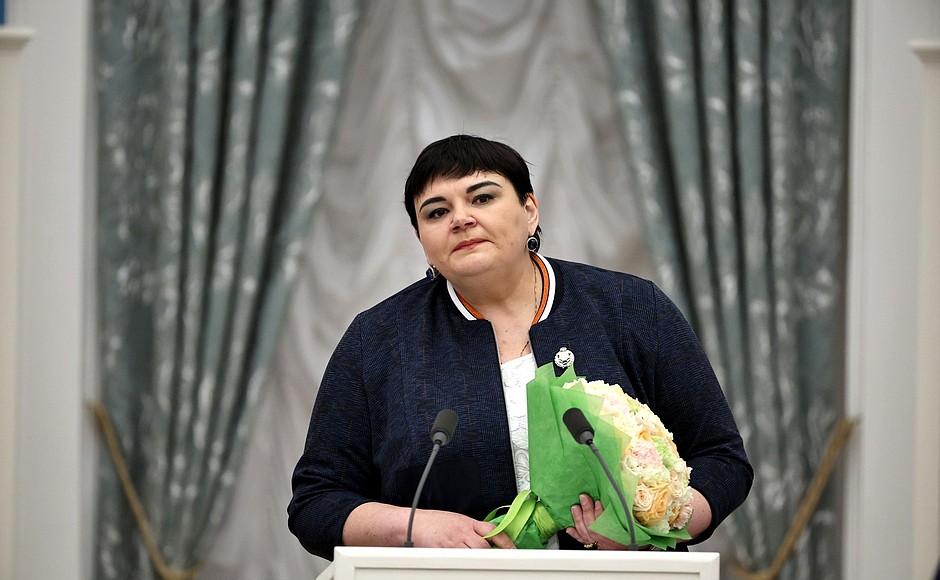 The honorary title of Honoured Healthcare Worker of the Russian Federation is conferred on Anna Zheleznaya, professor at the department of obstetrics, gynaecology, children’s and adolescent gynaecology, Maxim Gorky Donetsk National Medical University.