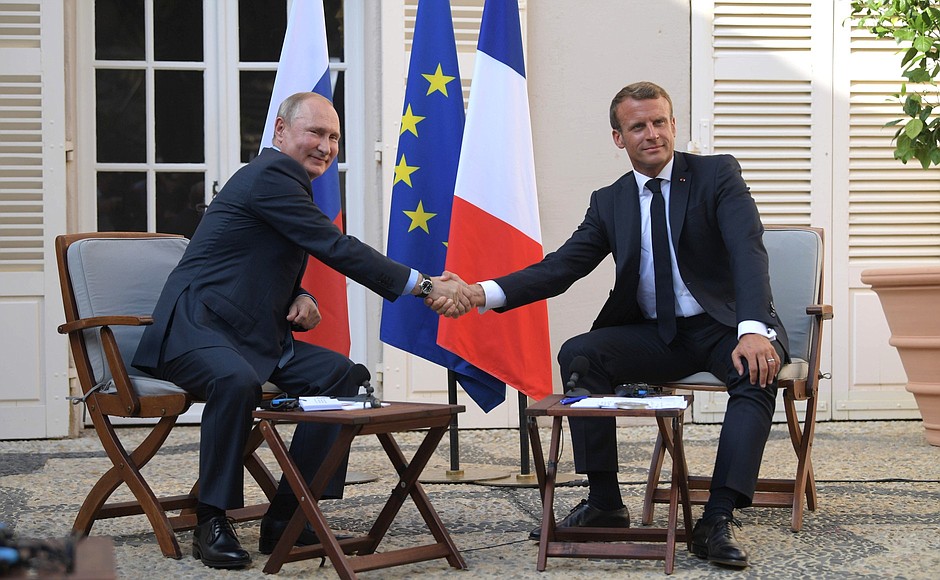 С Президентом Франции Эммануэлем Макроном.