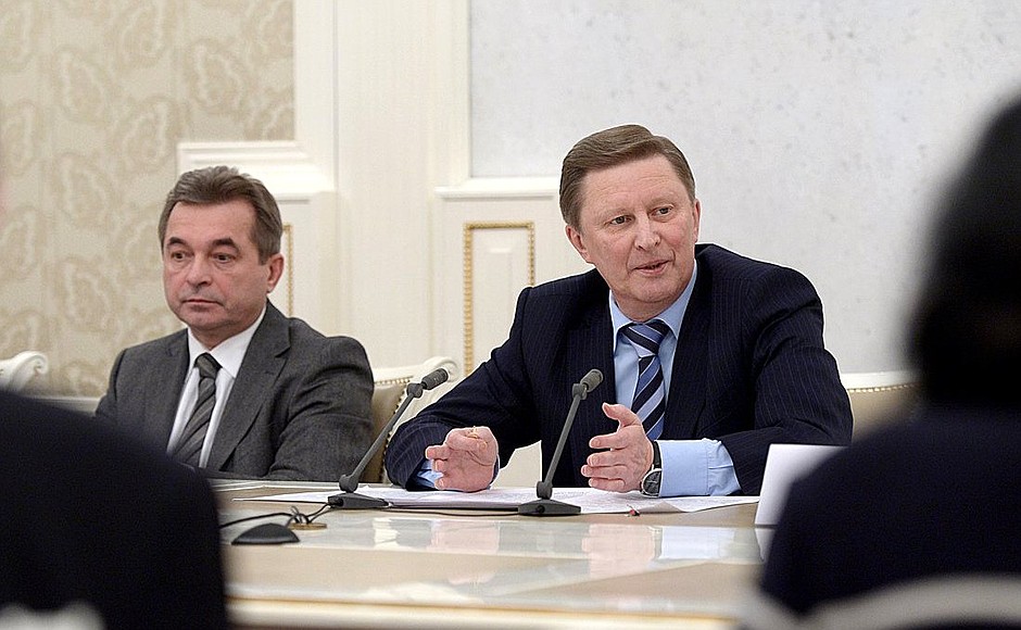 Chief of Staff of the Presidential Executive Office Sergei Ivanov at meeting with media representatives. With Presidential Aide Yevgeny Shkolov (left).