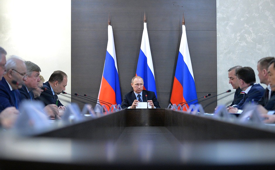 На совещании по ликвидации последствий чрезвычайной ситуации на территории Сибирского федерального округа.