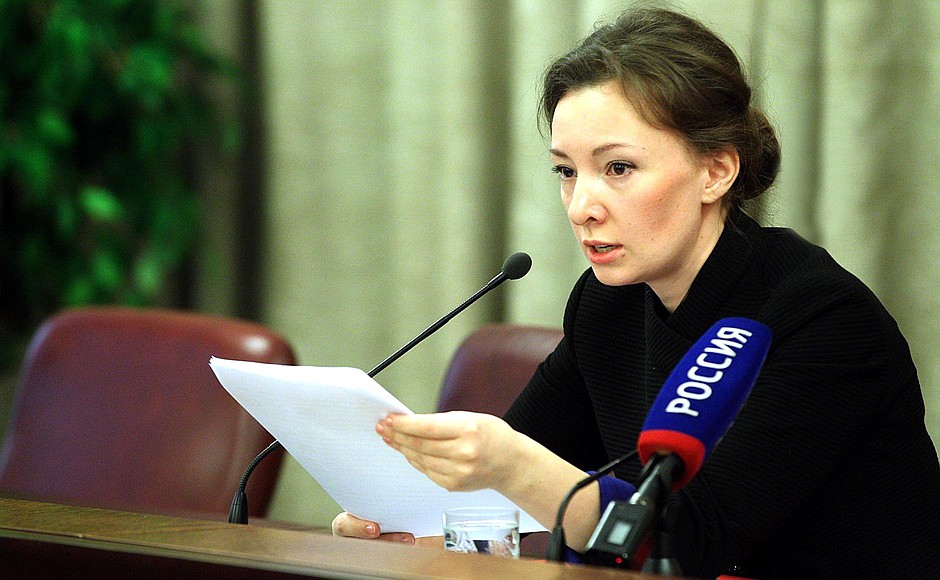 Анна Кузнецова провела заседание Экспертного совета при Уполномоченном по правам ребенка.