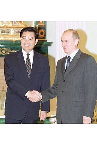 President Putin with Chinese Vice President Hu Jintao.