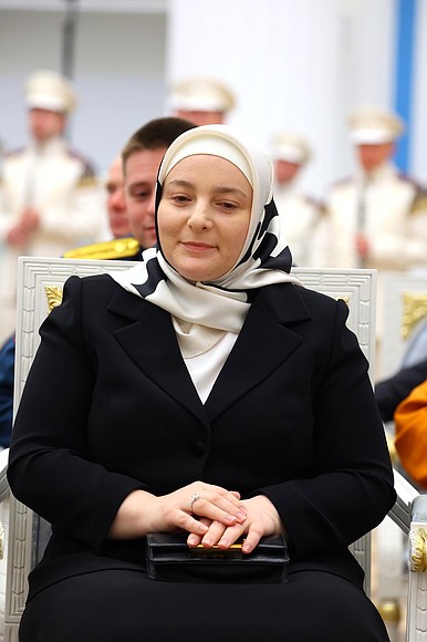 Medni Kadyrova before the ceremony for presenting state decorations.