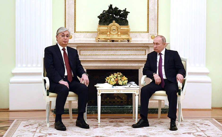 С Президентом Республики Казахстан Касым-Жомартом Токаевым.