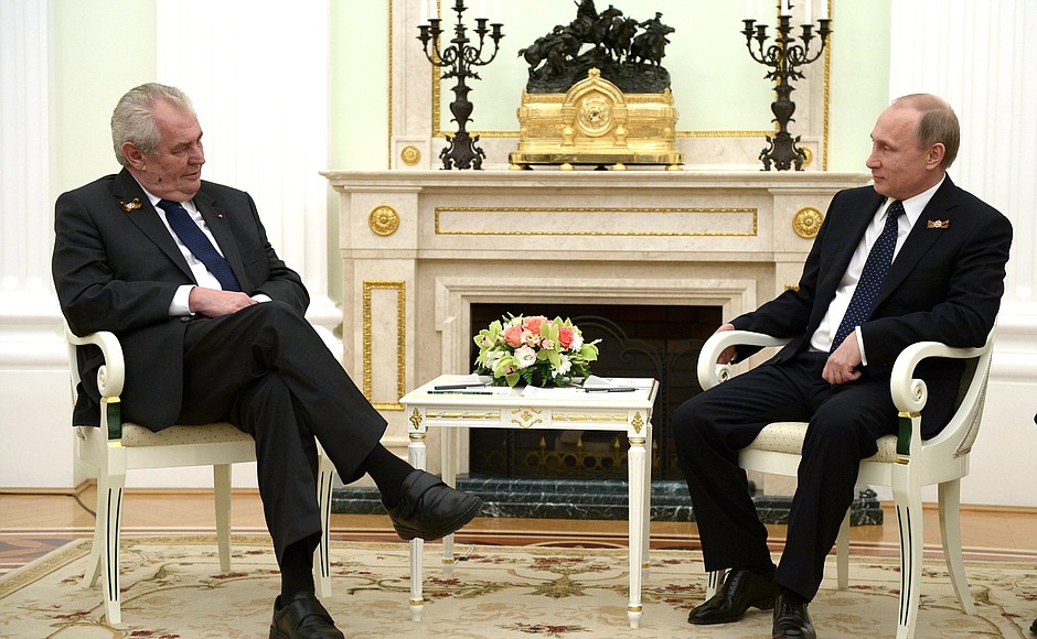 С Президентом Чехии Милошем Земаном.