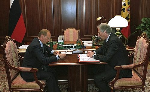 Рабочая встреча с Министром внутренних дел Борисом Грызловым.