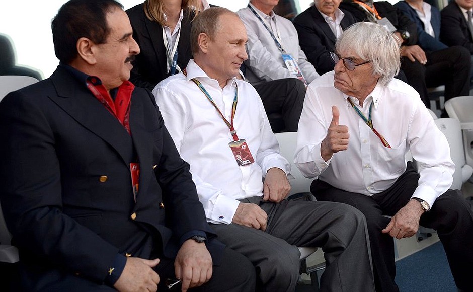 At the Russian stage of the Formula One World Championship. With King of Bahrain Hamad bin Isa Al Khalifa (left) and President and CEO of Formula One Bernie Ecclestone.