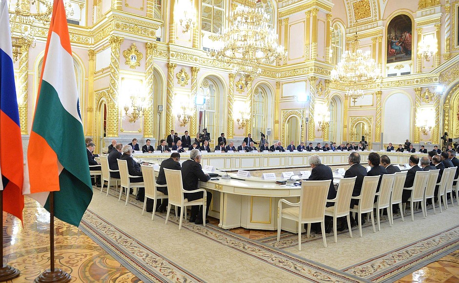 Встреча Владимира Путина и Нарендры Моди с представителями деловых кругов России и Индии.