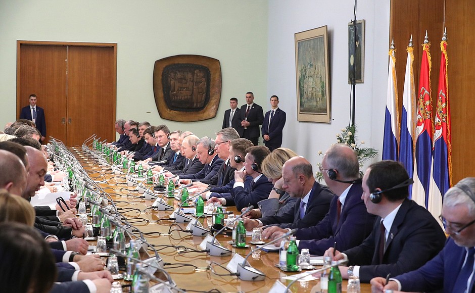 Российско-сербские переговоры в расширенном формате.