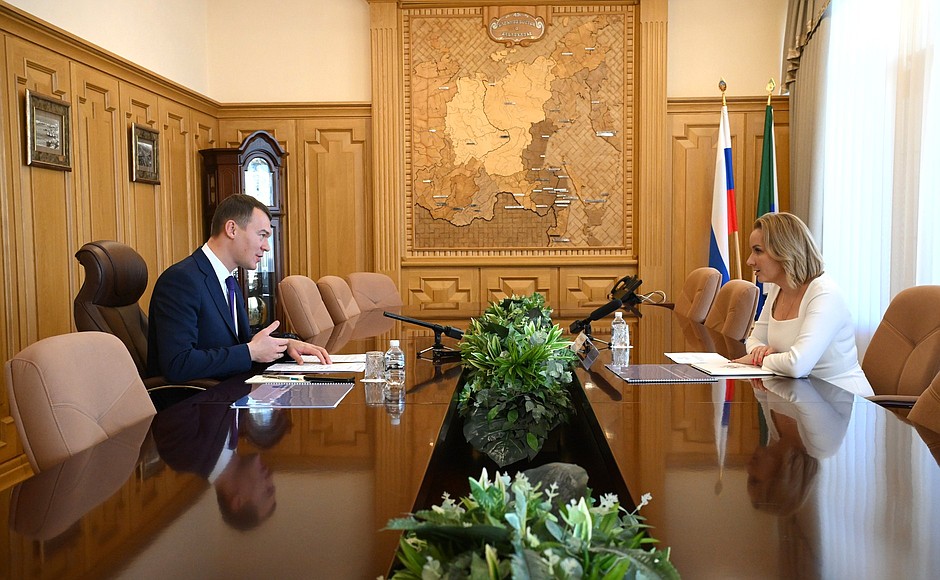 Presidential Commissioner for Children’s Rights Maria Lvova-Belova meets with Khabarovsk Territory Governor Mikhail Degtyarev.