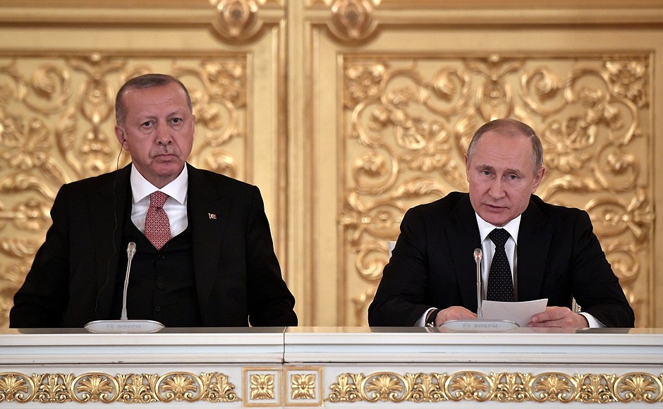 С Президентом Турецкой Республики Реджепом Тайипом Эрдоганом на встрече с представителями деловых кругов России и Турции.