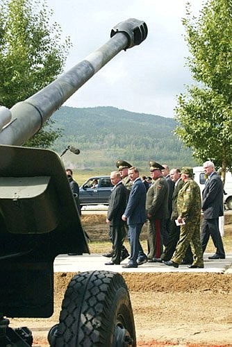 President Putin at the Peschanka firing range of the 212th Training Centre, the Siberian Military District.