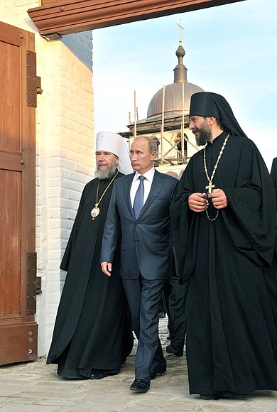 With Archbishop of Kazan and Tatarstan Anastassy and Father Superior of the Holy Dormition Monastery Siluan during the visit to the State Historical and Architectural Museum Island-City Sviyazhsk.