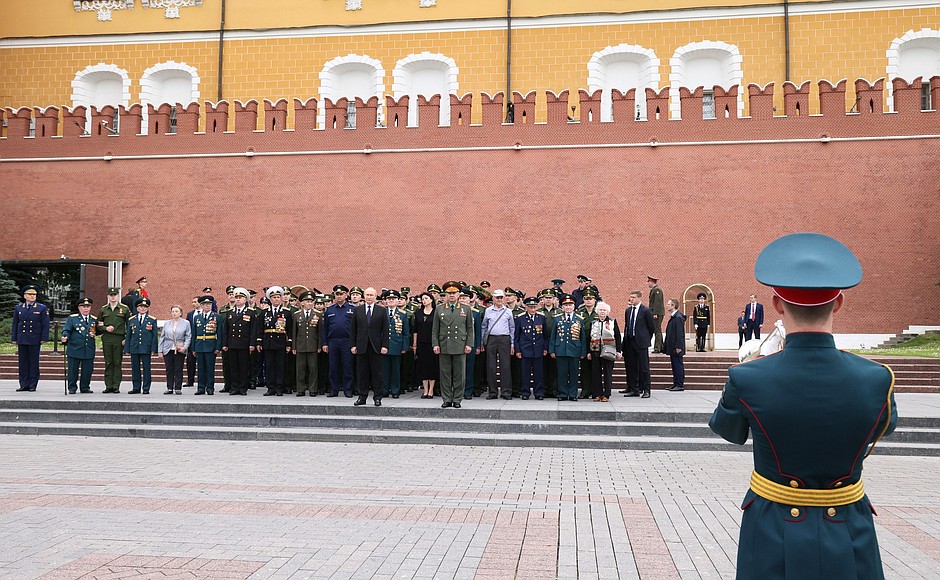 Wreath-laying at Tomb of the Unknown Soldier.