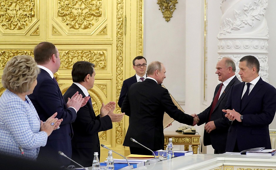 Before the State Council meeting on the development of the national motorway system and ensuring road safety, Vladimir Putin greeted Communist Party leader Gennady Zyuganov on his 75th birthday.