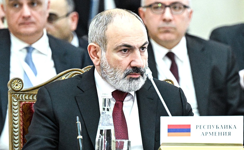 Премьер-министр Армении Никол Пашинян на заседании Высшего Евразийского экономического совета в расширенном составе.